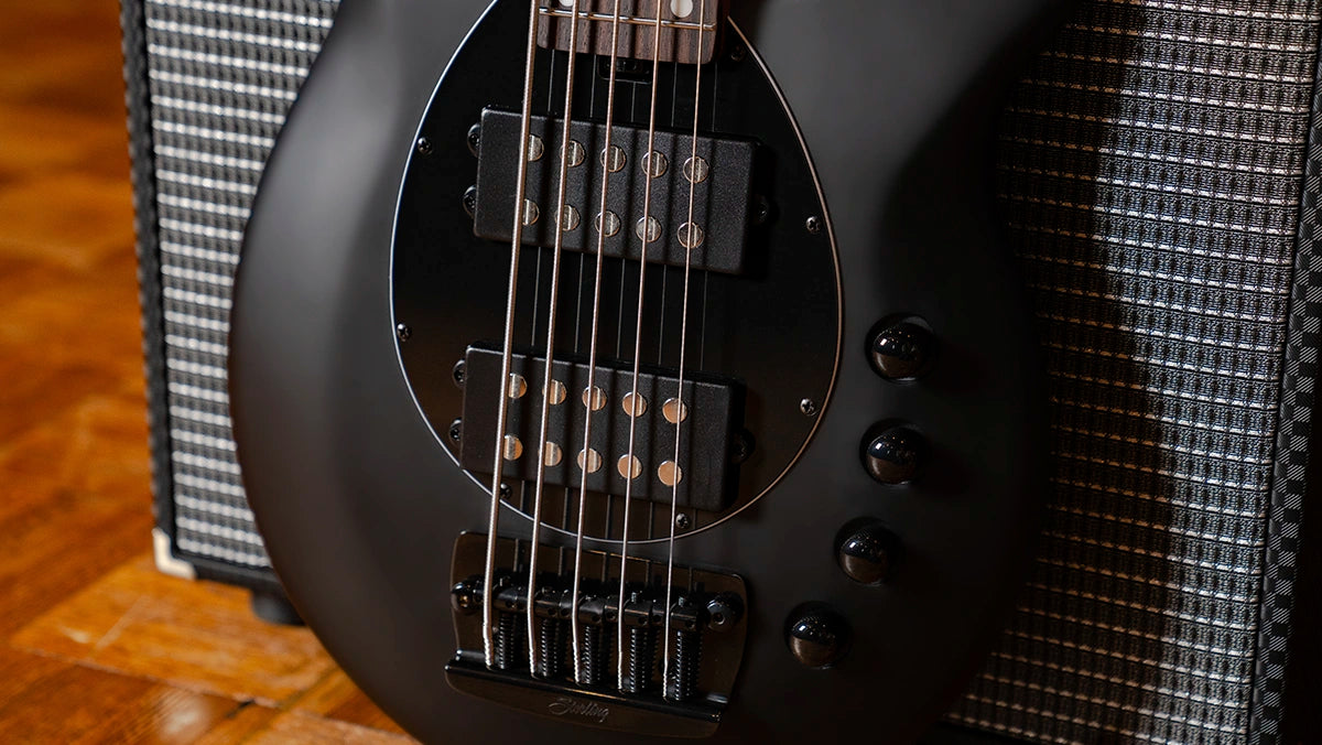 ベース Musicman Bongo 5 SH Stealth Black Bongo 5 | Basses | Sterling by Music Man