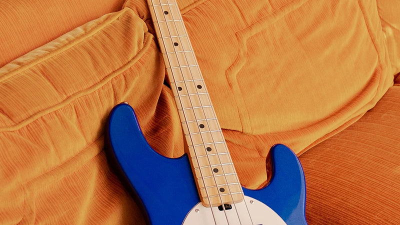 ray4hh-neck_x720.webp?v=1706134031